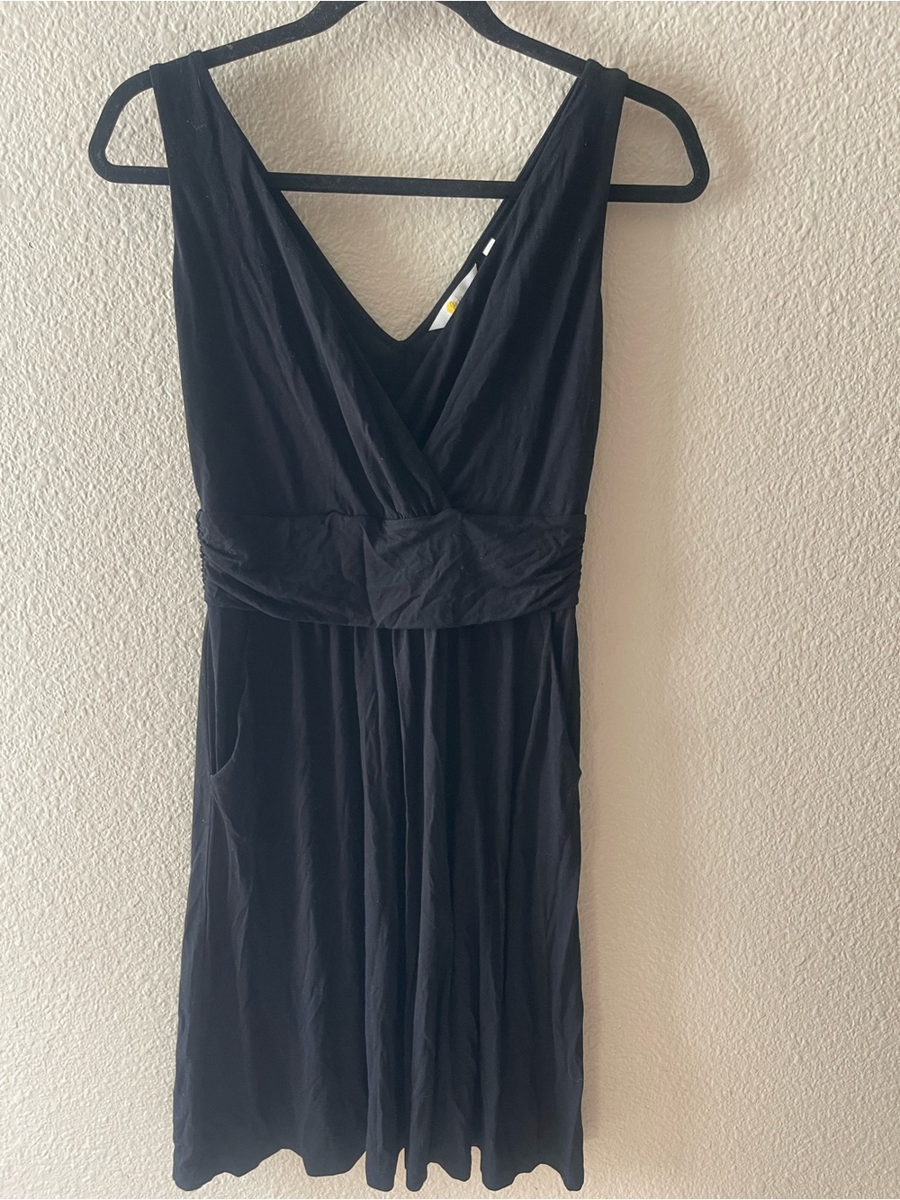 Boden Black V-Neck Sleeveless Wrap Dress